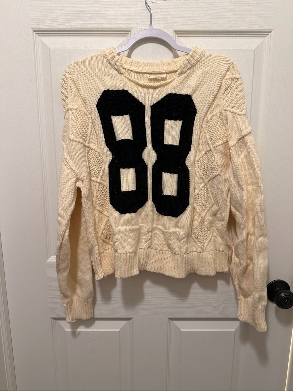 #88 Slightly Cropped Cream Sweater